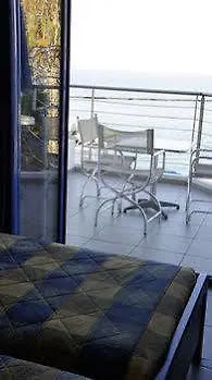 Hotel Kassavetis Center - & 2*