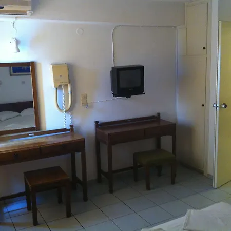 Hotel Kassavetis Center - & Hersonissos (Crete)