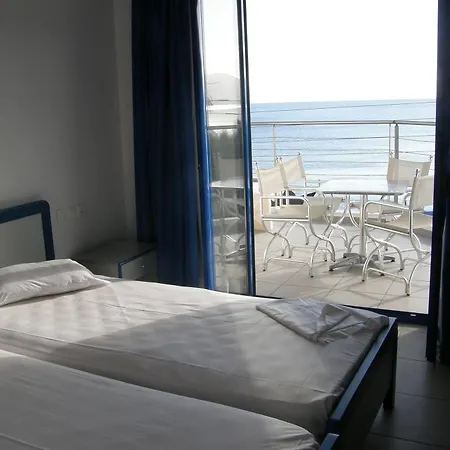 Kassavetis Center - & Hotel 2*